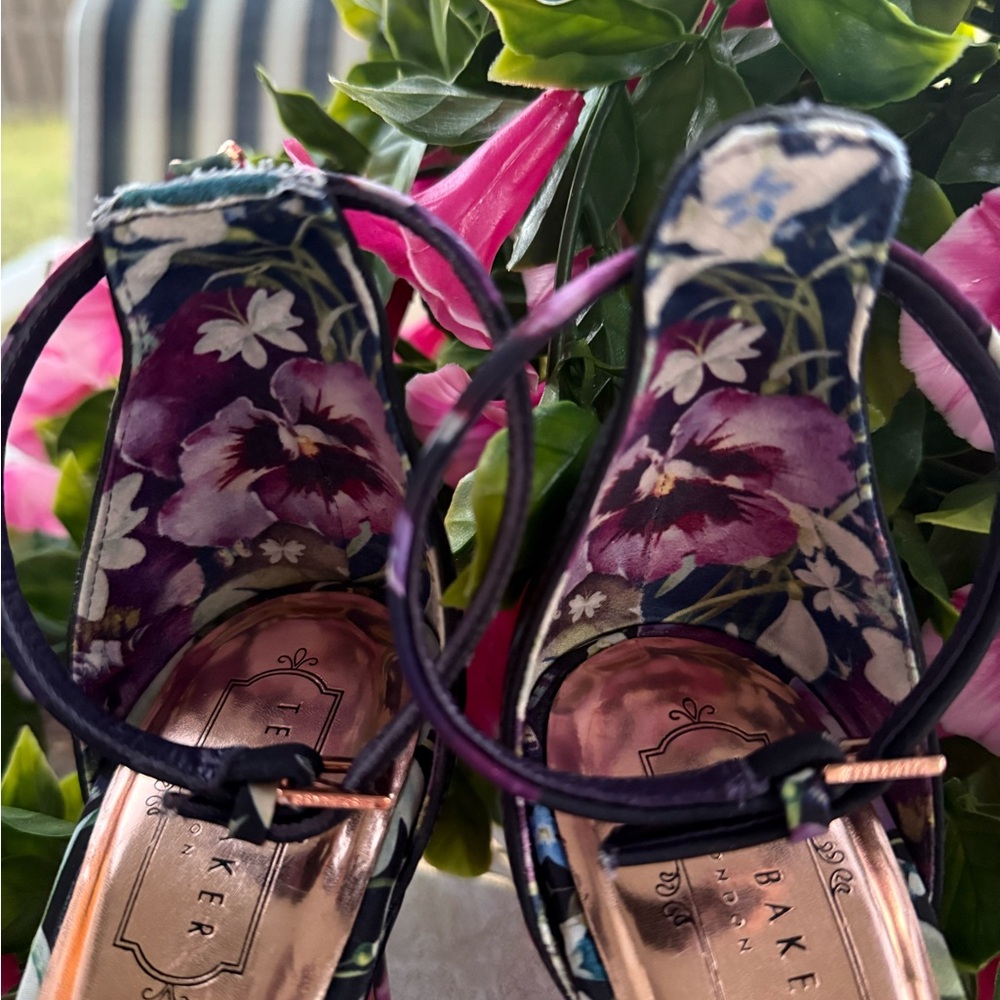 TED BAKER LONDON Multicolor Charv V.2 Sandal Size 40.5EU  9US. - Picture 12 of 15